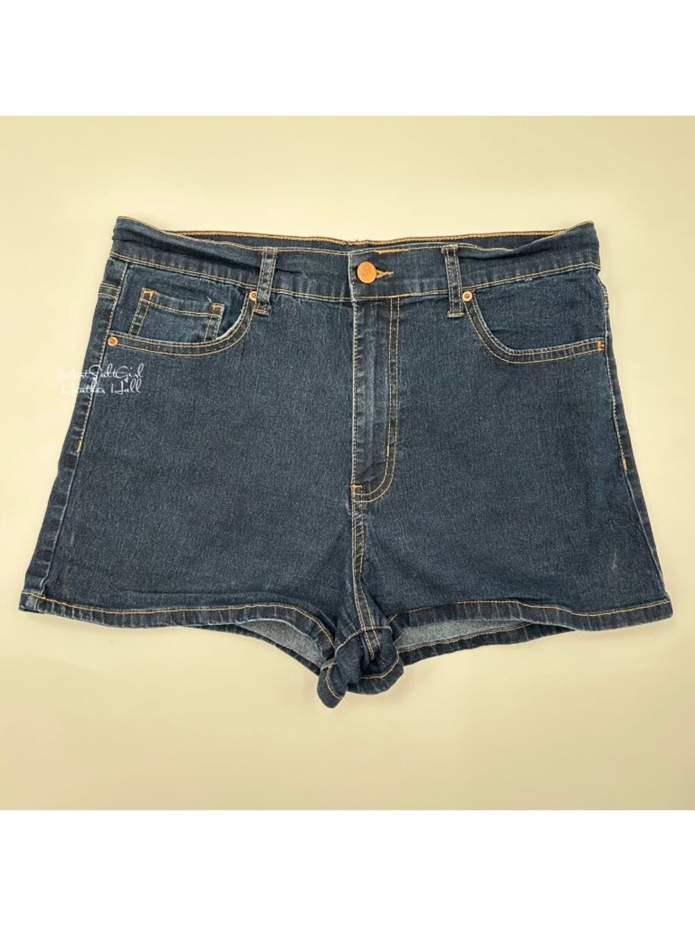 Forever 21 Denim Shorts Size 30
